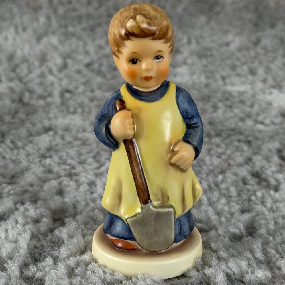 Vintage Hummel‎ Garden Treasures Figurine # 727 Goebel Germany MI Hummel Club
